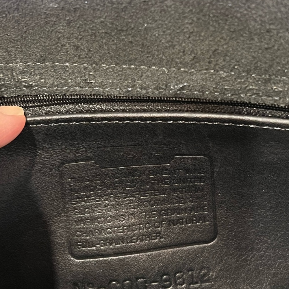 Vintage Coach Ridgefield Purse 9812 - Picture 12 of 14